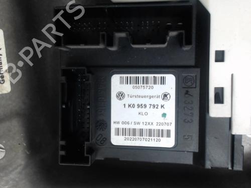 Used Front right window mechanism Front right window mechanism VW GOLF V (1K1) 1.9 TDI (105 hp) 24266570 24266570