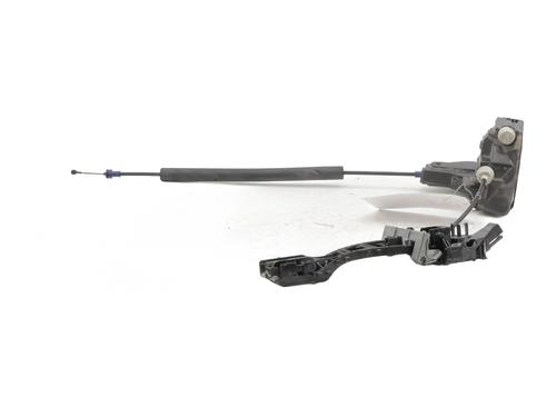 rear-right-lock-jaguar-f-pace-x761-2015-27933016 main image