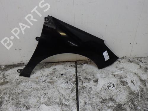 Guarda-lamas direito PEUGEOT 308 I (4A_, 4C_) 1.6 HDi (109 hp) 31342318