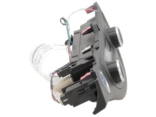 Used Climate control Climate control TOYOTA YARIS (_P13_) 1.5 Hybrid (NHP130_, NHP130) (101 hp) 33414470 33414470