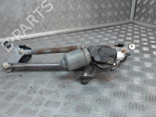 Used Front wiper motor TOYOTA YARIS (_P9_) 1.4 D-4D (NLP90_, NLP90R) (90 hp) 24277149