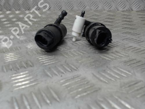 Used Washer pump MERCEDES-BENZ B-CLASS Sports Tourer (W246, W242) B 200 CDI (246.201) (136 hp) 24281915