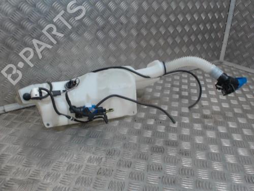 windscreen-washer-tank-jaguar-f-pace-x761-2015-24279675 main image