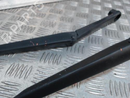 front-windshield-wiper-arm-renault-koleos-i-hy_-2008-24274539 main image