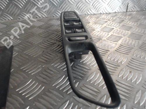 Used Left front window switch RENAULT CAPTUR I (J5_, H5_) 1.5 dCi 90 (J5N4, J5M5, J5MW, J5M6, J5AL, J5AJ) (90 hp) 24272037