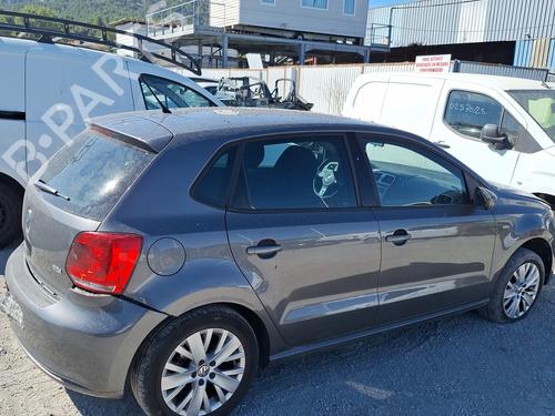 Right headlight VW POLO V (6R1, 6C1) 1.6 TDI | BP30354958C29