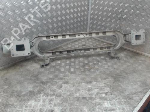 Used Front bumper reinforcement Front bumper reinforcement 33456809 33456809