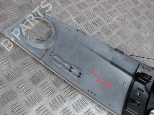 Used Middle console Middle console FIAT 500 (312_) 1.2 (312AXA1A) (69 hp) 24274434 24274434