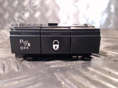Used Switch PEUGEOT 407 (6D_) 2.0 HDi 135 (6DRHRH, 6DRHRE, 6DRHRG, 6DRHRJ) (136 hp) 24278715