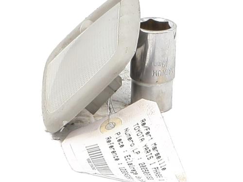 Used Interior roof light Interior roof light TOYOTA YARIS (_P1_) [1999-2005] 33415347 33415347