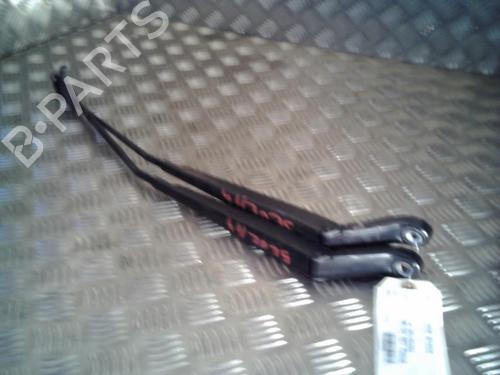 Used Front windshield wiper arm PEUGEOT 407 (6D_) 2.0 HDi 135 (6DRHRH, 6DRHRE, 6DRHRG, 6DRHRJ) (136 hp) 24270637