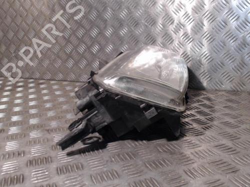 Right headlight RENAULT ESPACE III (JE0_) 2.2 dCi (JE0K) | BP25262546C29 