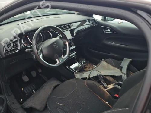 Right front fog light DS DS 3 (SA_) 1.6 BlueHDi 100 (SABHY0, SABHYT) | BP24407594C31  - Image 9