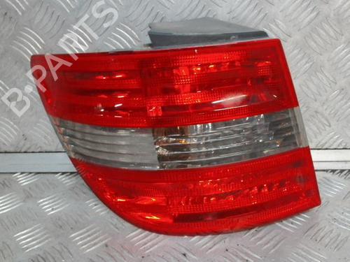Used Left taillight Left taillight MERCEDES-BENZ B-CLASS Sports Tourer (W245) B 200 CDI (245.208) (140 hp) 24887077 24887077