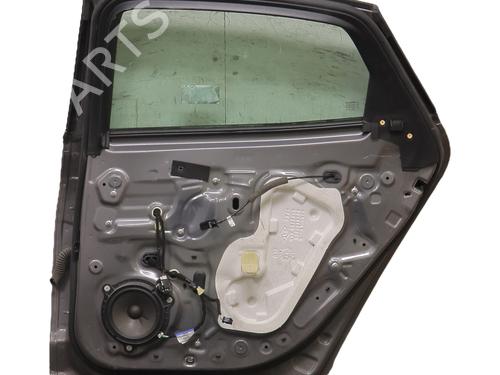 Used Right rear door Right rear door 37676884 37676884