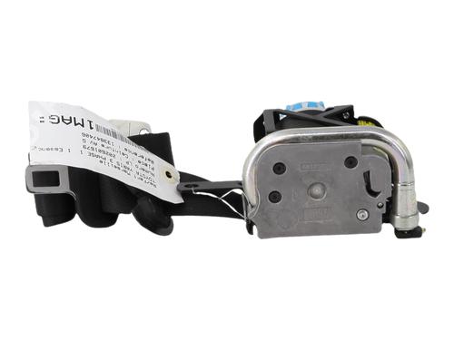 front-left-seatbelt-toyota-yaris-_p13_-2010-2011-2012-2013-2014-2015-2016-2017-2018-2019-2020-39700380 main image