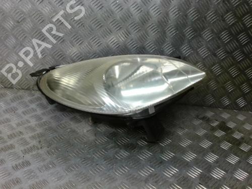 Right headlight CITROËN XSARA PICASSO (N68) 2.0 HDi | BP24282659C29 