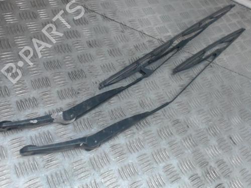 Used Front windshield wiper arm FIAT PANDA (169_) 1.1 (169.AXA1A) (54 hp) 24278201