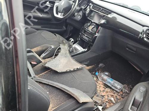 Right front fog light DS DS 3 (SA_) 1.6 BlueHDi 100 (SABHY0, SABHYT) | BP24407594C31  - Image 11