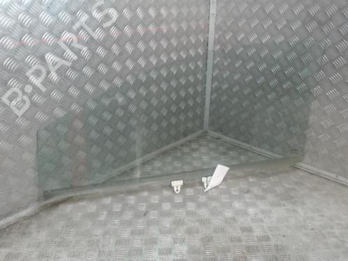 front-right-door-window-renault-twingo-ii-cn0_-2007-25289708 main image