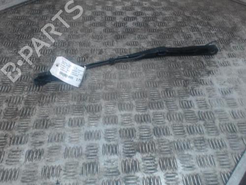 Used Front windshield wiper arm Front windshield wiper arm 37744468 37744468