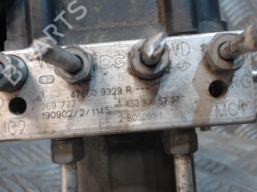 Used ABS pump RENAULT TWINGO III (BCM_, BCA_) 0.9 TCe 95 (92 hp) 24280143