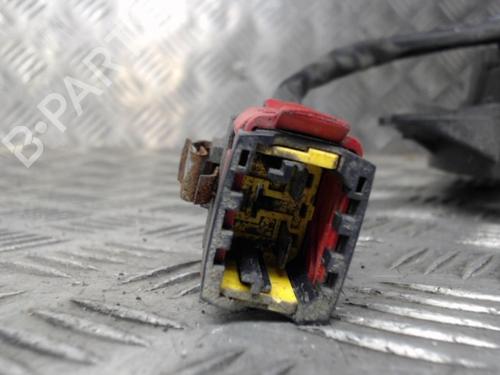 radiator-fan-peugeot-206-2l_-2m_-2009-2010-2011-2012-2013-24279797 main image