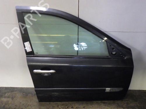 Tür rechts vorne für RENAULT LAGUNA II (BG0/1_) 2.2 dCi (BG0F) (150 hp) 27483057