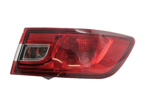 Used Right taillight RENAULT CLIO IV (BH_) 1.2 16V (73 hp) 25006170