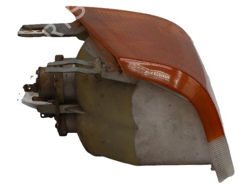 Used Left front indicator Left front indicator RENAULT TRAFIC Van (T_, P_, V_) 2.1 D (58 hp) 39939814 39939814