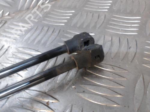 Used Tailgate lift support RENAULT CLIO IV (BH_) 1.5 dCi 90 (90 hp) 24273703
