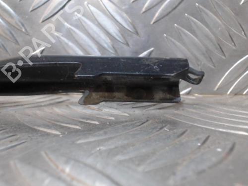 Used Front windshield wiper arm Front windshield wiper arm SEAT LEON (1P1) 1.6 TDI (105 hp) 24283169 24283169
