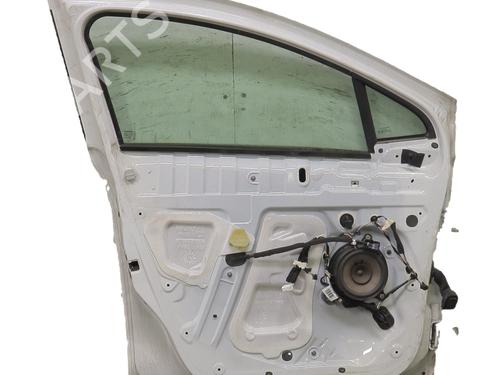 left-front-door-renault-zoe-bfm_-2012-37219680 main image
