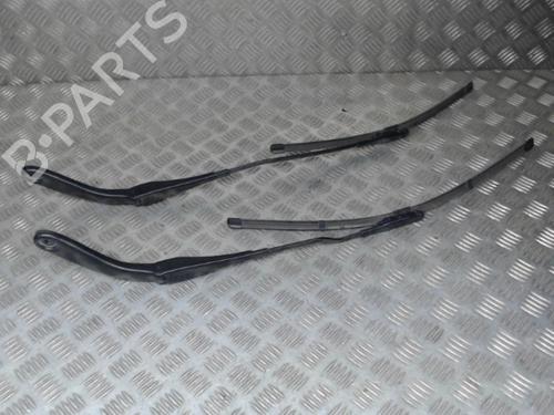 Front windshield wiper arm BMW 1 (F20) M 140 i xDrive | BP24277457C143