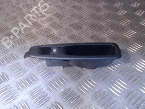Comutador vidro trás direito RENAULT CLIO IV (BH_) 1.6 RS (BHJ4, BHJ6, BHMM) (200 hp) 24270020