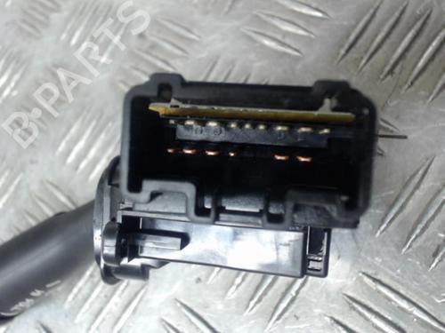 Used Steering column stalk Steering column stalk SUZUKI GRAND VITARA I (FT, HT) 2.0 HDI 110 16V 4x4 (SQ420D, TD83V, JA420WD) (109 hp) 24266633 24266633