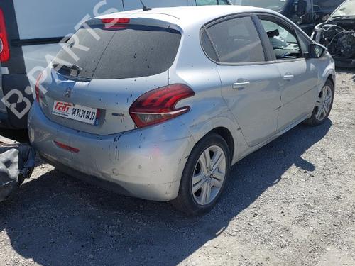 Right taillight PEUGEOT 208 I (CA_, CC_) 1.2 VTI 82 | BP24271350C35 