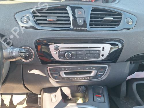 Left taillight RENAULT SCÉNIC III (JZ0/1_) 1.5 dCi | BP30085110C34