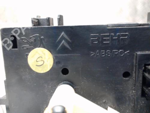 Used Climate control CITROËN C3 II (SC_) 1.4 HDi 70 (SC8HZC, SC8HR0, SC8HP4) (68 hp) 24273330