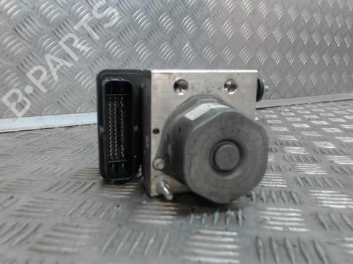 Used ABS pump PEUGEOT 308 II (LB_, LP_, LW_, LH_, L3_) 1.6 BlueHDi 120 (120 hp) 24268309