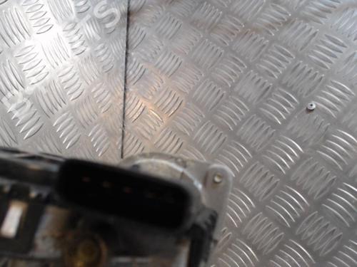 front-wiper-motor-kia-ceed-sw-ed-2007-2008-2009-2010-2011-2012-24266492 main image