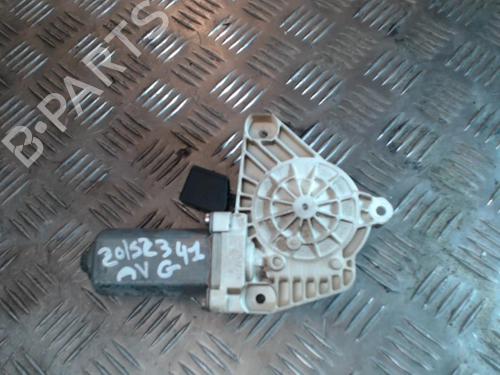 Used Left front window motor MERCEDES-BENZ CLA Coupe (C117) CLA 180 (117.342) (122 hp) 24270480