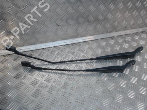 Used Front windshield wiper arm PEUGEOT 2008 I (CU_) 1.6 HDi (92 hp) 24274441