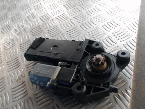 Front wiper motor RENAULT MEGANE III Hatchback (BZ0/1_, B3_) 1.5 dCi | BP24271708M29 