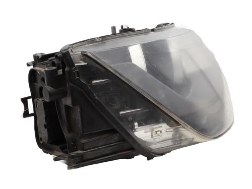 Used Right headlight Right headlight AUDI A1 (8X1, 8XK) 1.6 TDI (105 hp) 35748239 35748239