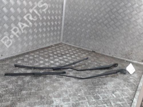 Vindspejlsviskerarm DACIA SANDERO III 1.0 TCe 90 (91 hp) 32140613