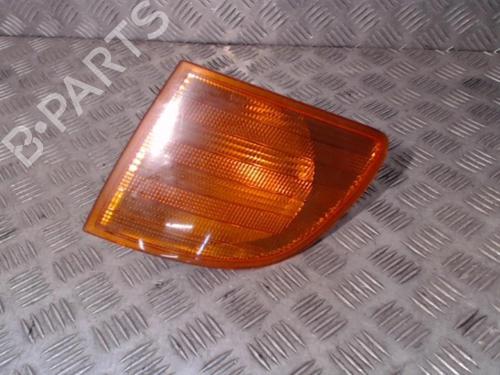 Used Left front indicator MERCEDES-BENZ VITO Bus (W638) [1996-2003]  24269921