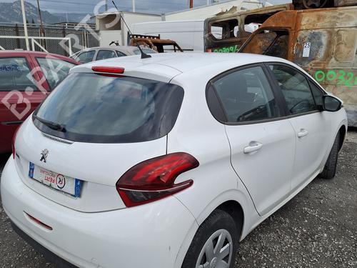 Right front door PEUGEOT 208 I (CA_, CC_) 1.2 VTI 82 | BP29202983C3 