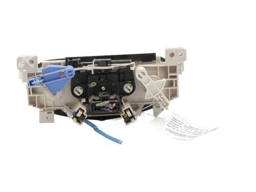 climate-control-dacia-sandero-2008-26661404 main image