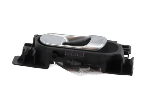 Used Rear right interior door handle Rear right interior door handle CITROËN C4 CACTUS 1.2 THP 110 (110 hp) 31856954 31856954